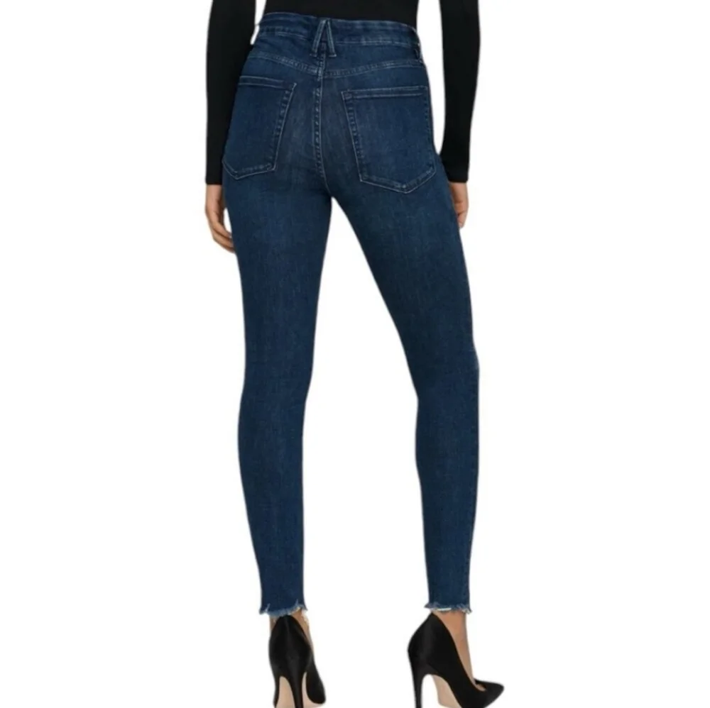 Good American Good Legs Raw Hem Skinny Jeans In Blue653 Women's 4/27